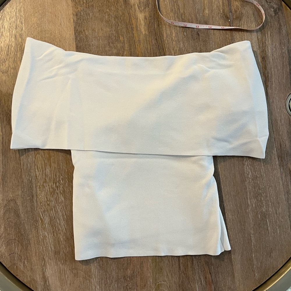Pookie & Sebastian off-the-shoulder top in White - Picture 2 of 6